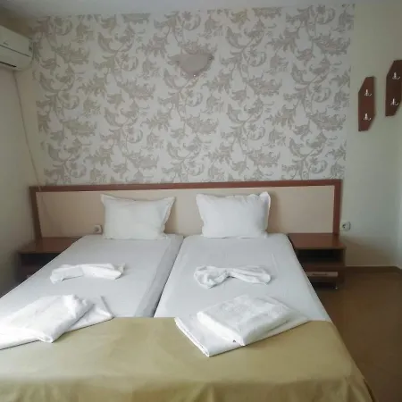 Kostovi Guest house *