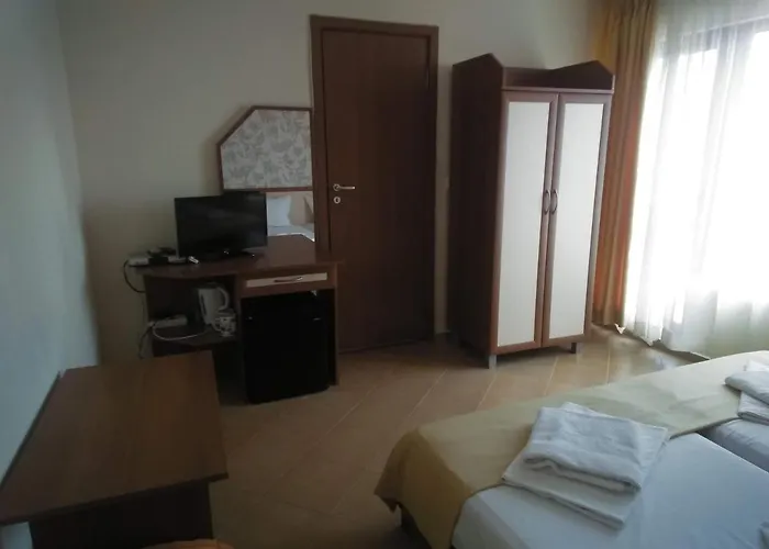 Affittacamere Kostovi 3*