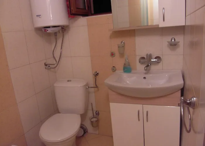 Kostovi Affittacamere 3*