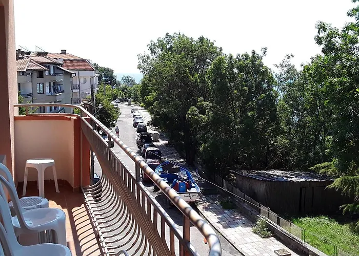 Kostovi Affittacamere Primorsko